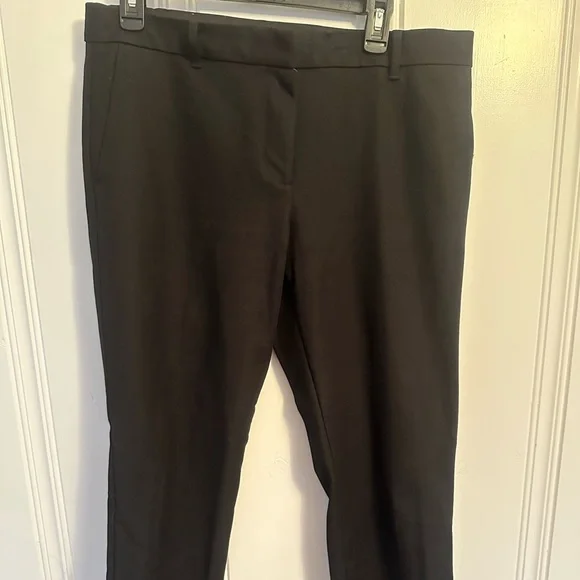 Ann Taylor Black Women's Pants - Picture 2 of 4